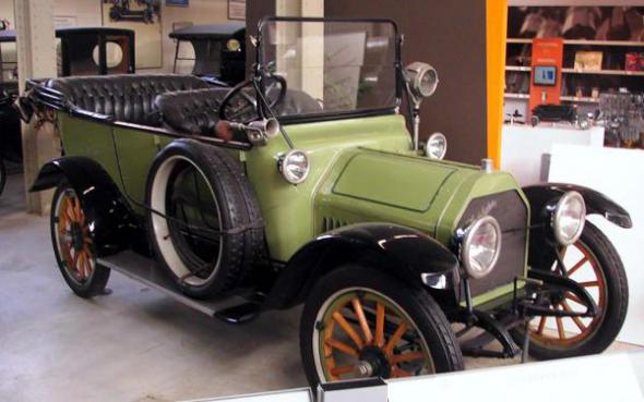 Студебекер-АА 1913